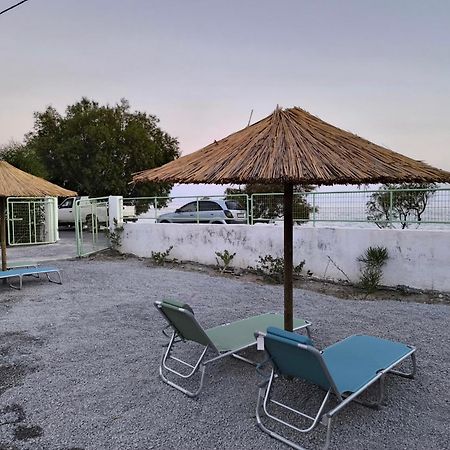 Mini Villas Avra Keratókambos Eksteriør bilde