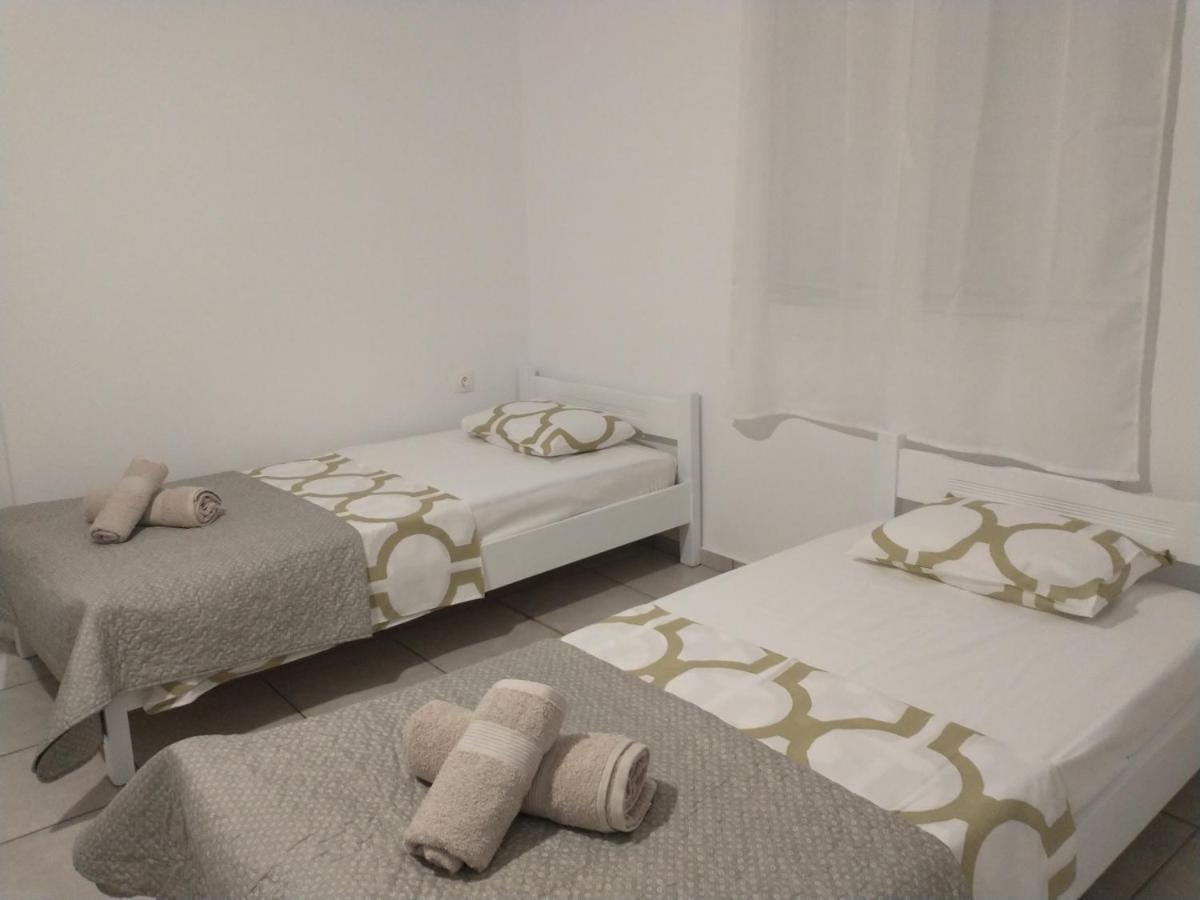 Mini Villas Avra Keratókambos Eksteriør bilde